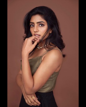 Eesha Rebba (aka) Eesha