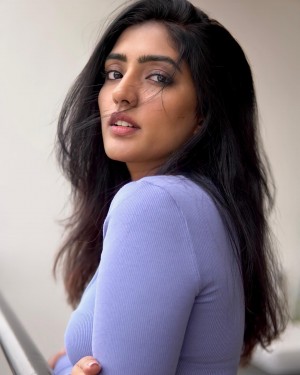 Eesha Rebba (aka) Eesha