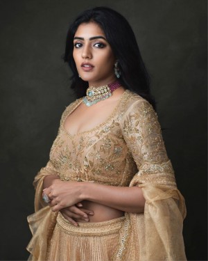 Eesha Rebba (aka) Eesha