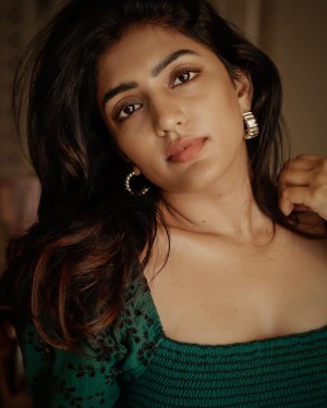 Eesha Rebba (aka) Eesha