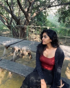 Eesha Rebba (aka) Eesha