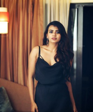 Hebah Patel (aka) HebahPatel