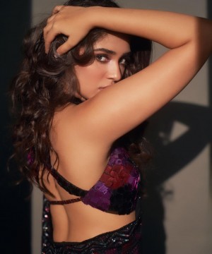 Krithi Shetty (aka) Krithi Shetti