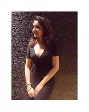 Madhu Shalini (aka) Mathu Shalini