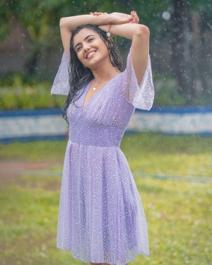 Malavika Sharma (aka) MalavikaSharma