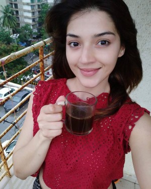 Mehreen Pirzada (aka) Mehrene Kaur Pirzada