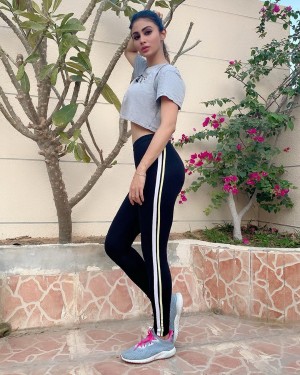 Mouni Roy (aka) MouniRoy