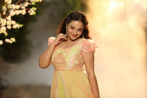 Nithya Menon (aka) Nithya Monen