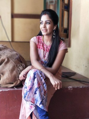 Pavani Reddy (aka) PavaniReddy