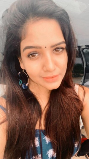 Pavani Reddy (aka) PavaniReddy