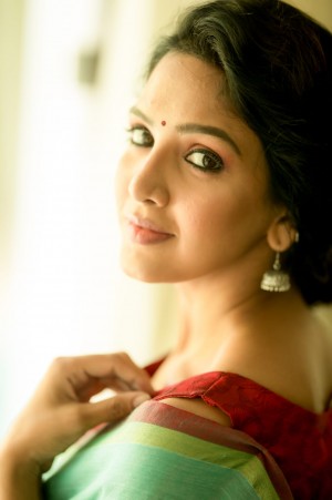 Pavani Reddy (aka) PavaniReddy