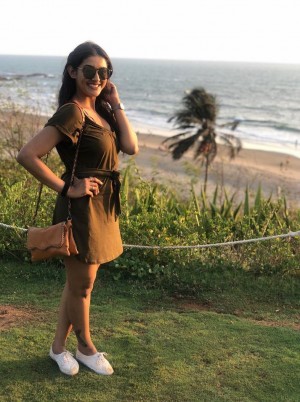 Pooja Jhaveri (aka) PoojaJhaveri