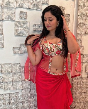 Poonam Bajwa (aka) Poonam