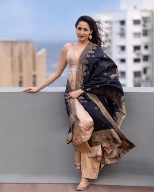 Pragya Jaiswal (aka) Pragya