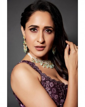 Pragya Jaiswal (aka) Pragya