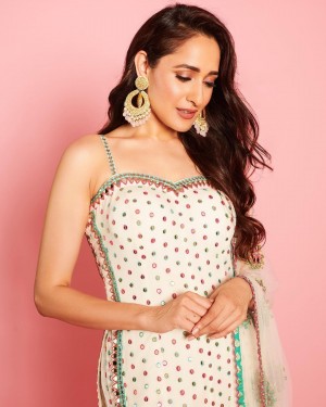 Pragya Jaiswal (aka) Pragya