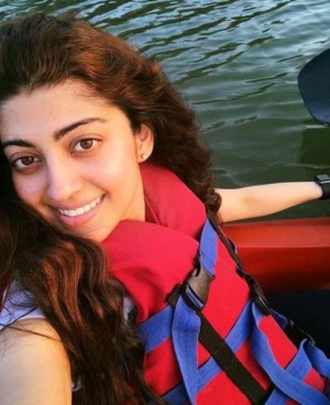 Pranitha Subhash (aka) Pranitha