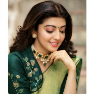 Pranitha Subhash (aka) Pranitha