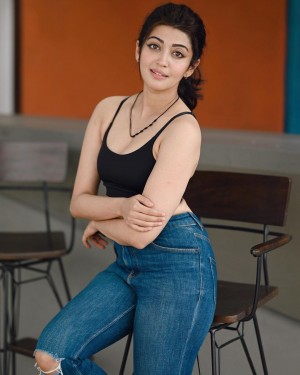 Pranitha Subhash (aka) Pranitha