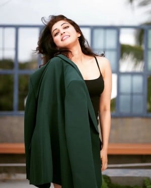 Pranitha Subhash (aka) Pranitha