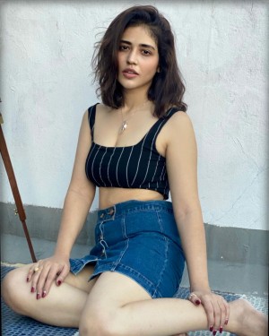 Priyanka Jawalkar (aka) PriyankaJawalkar