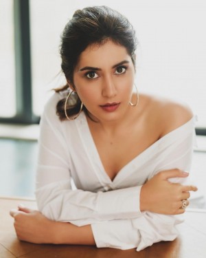 Raashi Khanna (aka) Rashi Khanna