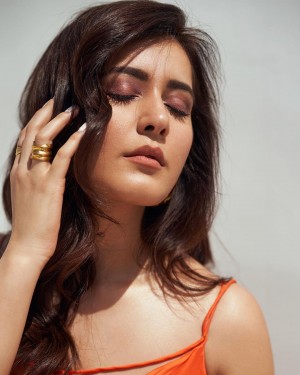 Raashi Khanna (aka) Rashi Khanna