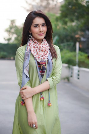 Raashi Khanna (aka) Rashi Khanna