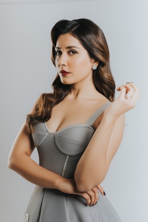 Raashi Khanna (aka) Rashi Khanna