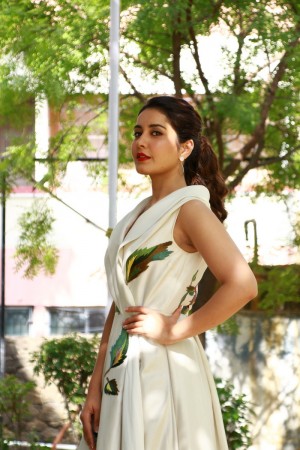 Raashi Khanna (aka) Rashi Khanna