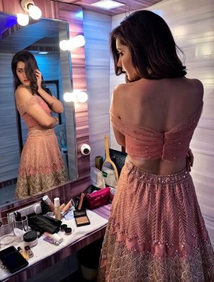 Raashi Khanna (aka) Rashi Khanna