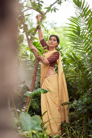 Raashi Khanna (aka) Rashi Khanna