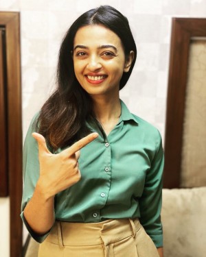 Radhika Apte (aka) RadhikaApte