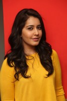 Rashi Khanna (aka) Rashi Kanna