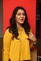 Rashi Khanna (aka) Rashi Kanna