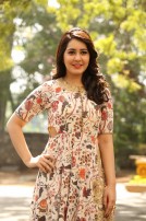 Rashi Khanna (aka) Rashi Kanna