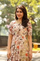 Rashi Khanna (aka) Rashi Kanna