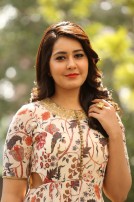 Rashi Khanna (aka) Rashi Kanna