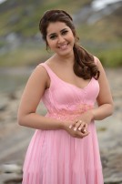 Rashi Khanna (aka) Rashi Kanna