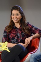 Rashi Khanna (aka) Rashi Kanna