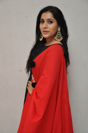 Rashmi Gautam (aka) RashmiGautam