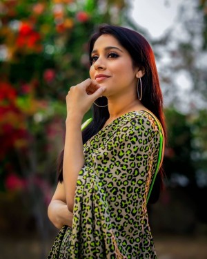 Rashmi Gautam (aka) RashmiGautam