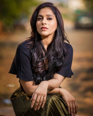 Rashmi Gautam (aka) RashmiGautam