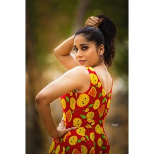 Rashmi Gautam (aka) RashmiGautam