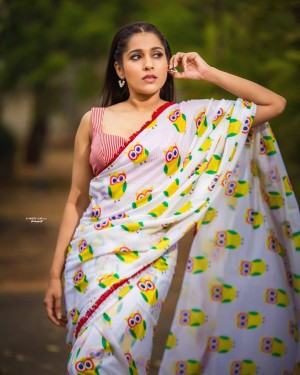 Rashmi Gautam (aka) RashmiGautam