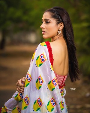 Rashmi Gautam (aka) RashmiGautam