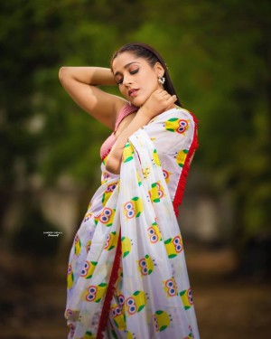 Rashmi Gautam (aka) RashmiGautam