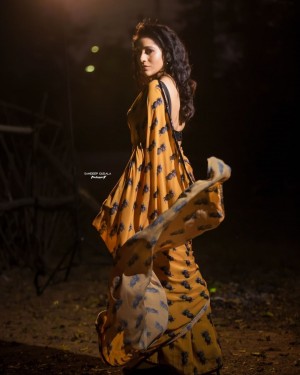 Rashmi Gautam (aka) RashmiGautam