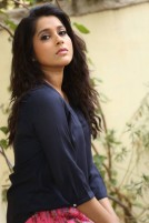 Rashmi Gautam (aka) RashmiGautam