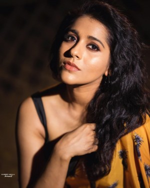 Rashmi Gautam (aka) RashmiGautam